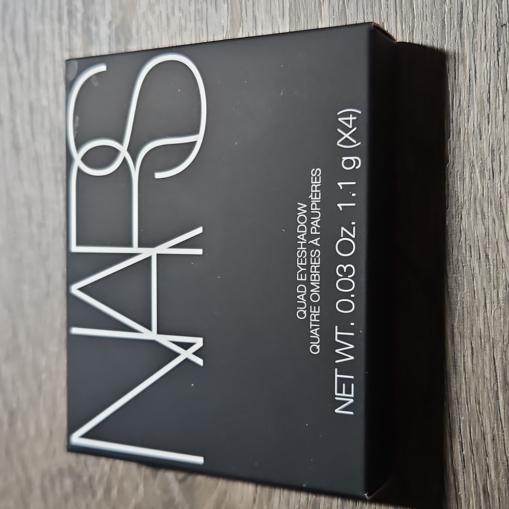 NARS Quad Eyeshadow Palette Kuala Lumpur Rose NEW Msrp $55 - Picture 5 of 16